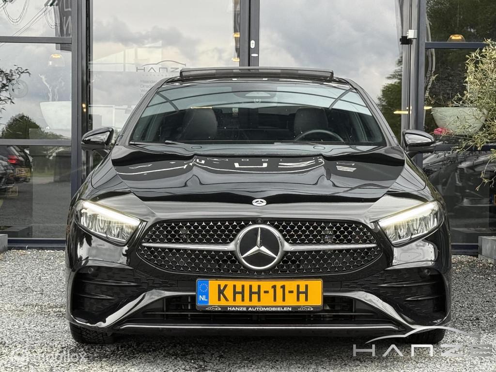 Mercedes A-klasse A180 AMG Line|ACC|Pano|Sfeer|Facelift|360, 136 pk, Gebruikt, Euro 6, Zwart