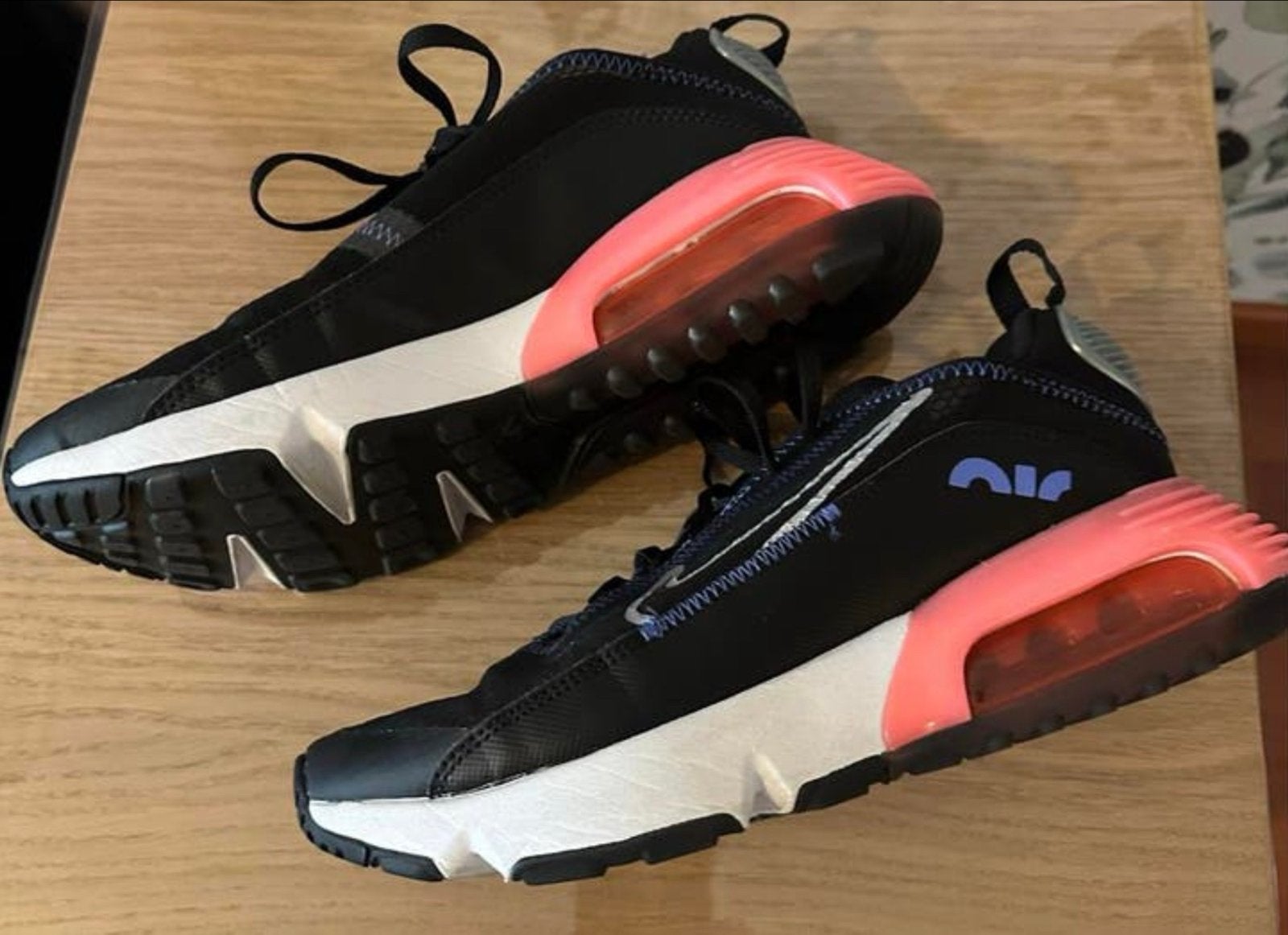 Nike sneakers zwart met roze accenten, maat 36, Zwart, Ophalen of Verzenden, Sneakers of Gympen, Zo goed als nieuw