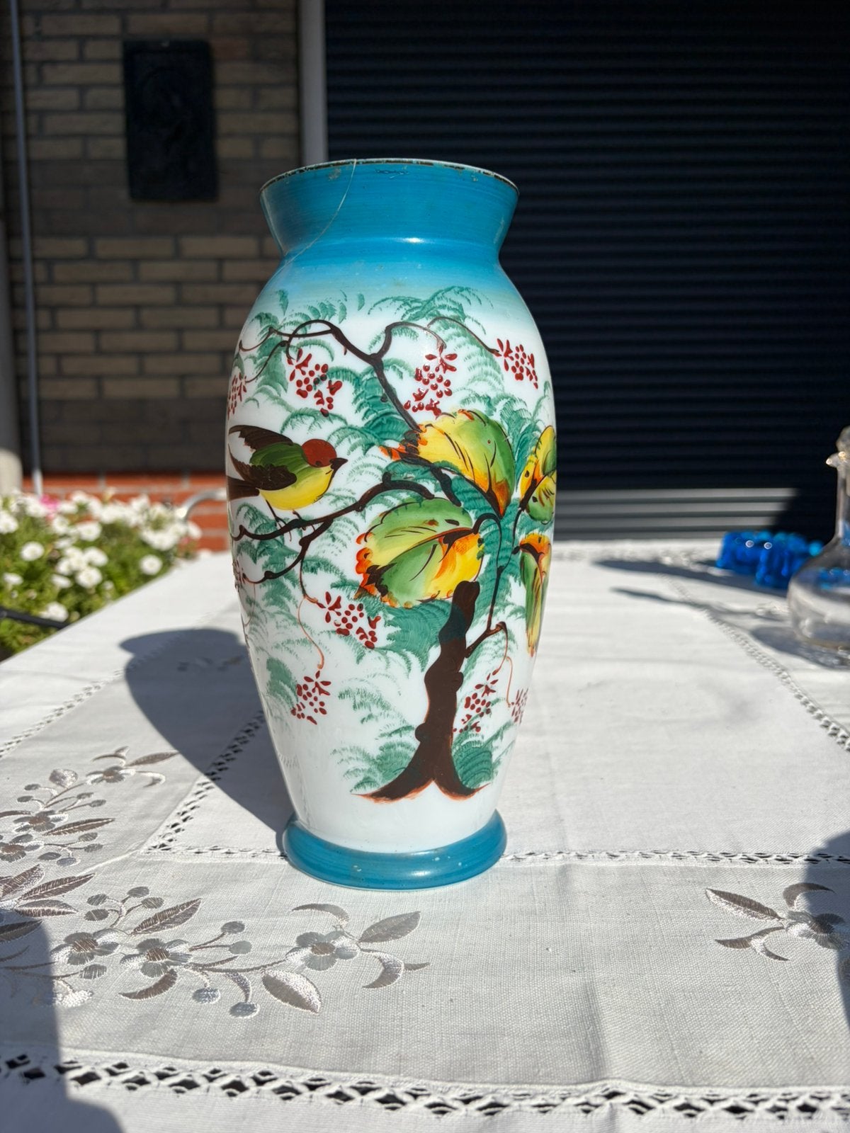 Vintage opaline glazen vaas met vogels een boom, Antiek en Kunst, Antiek | Vazen, Ophalen