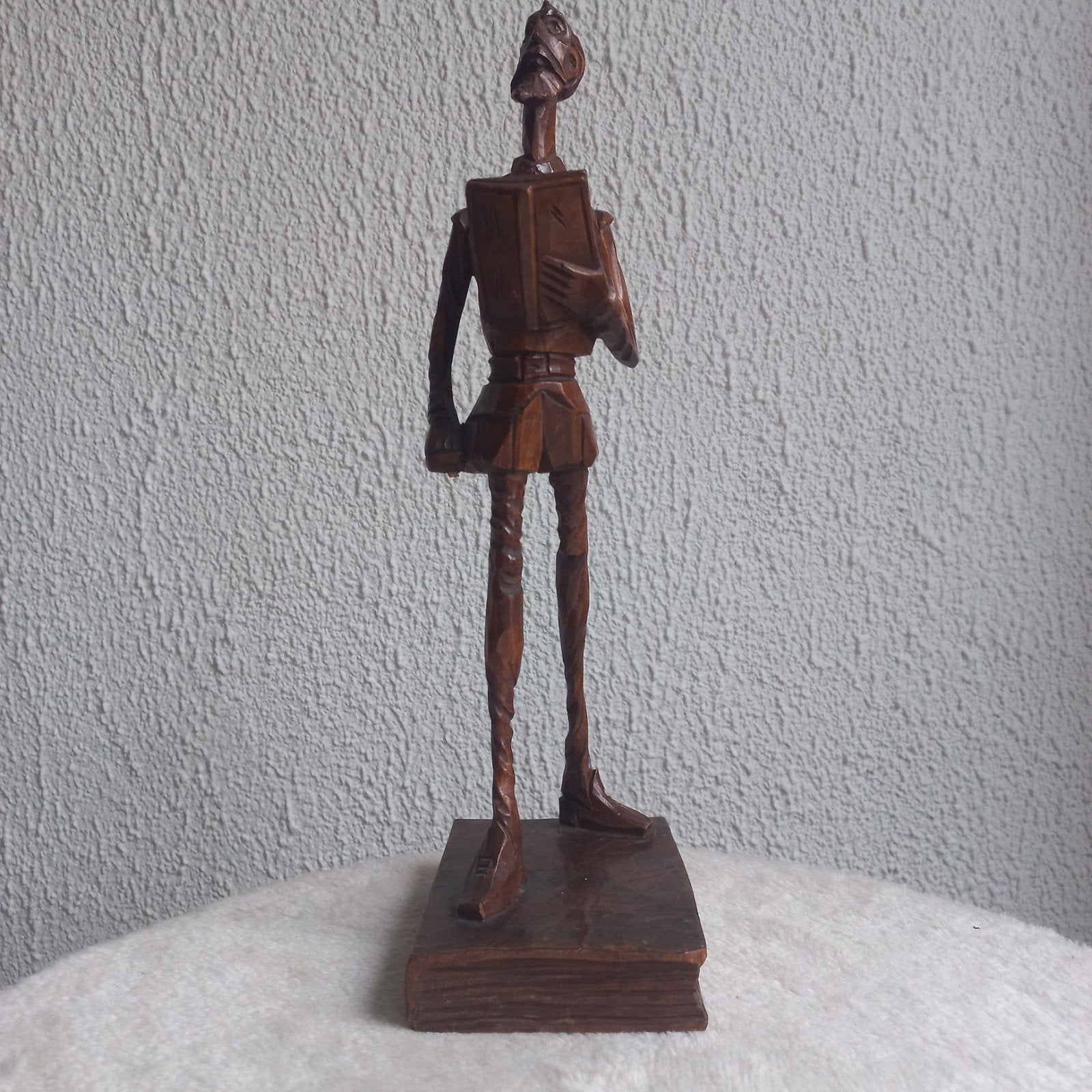 Houten beeld van Don Quichot , 32 cm hoog, Ophalen of Verzenden, 20 - 50 cm, Op sokkel, Beeld