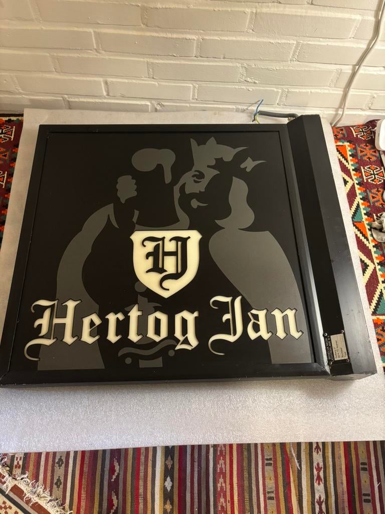 Supergave Hertogjan lichtreclame, Ophalen, Zo goed als nieuw, Lichtbak of (neon) lamp