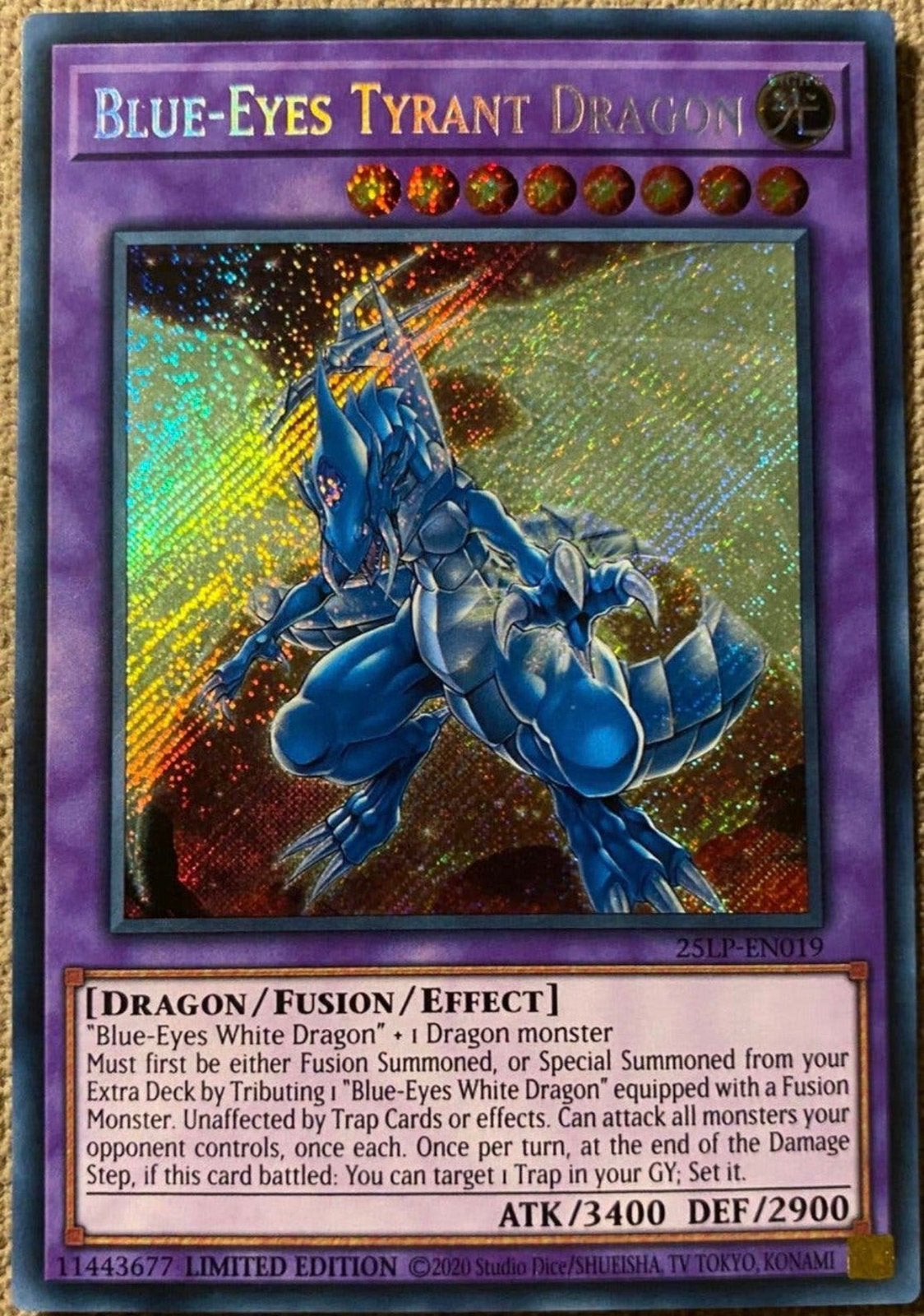 Yu-Gi-Oh! Blue-Eyes Tyrant Dragon LP25 World Promo !, Ophalen of Verzenden, Zo goed als nieuw, Losse kaart, Foil