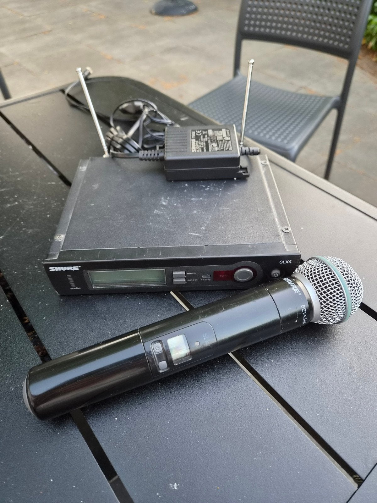 Shure slx4 met de beta 58 kop, Muziek en Instrumenten, Ophalen of Verzenden, Gebruikt, Zangmicrofoon, Draadloos