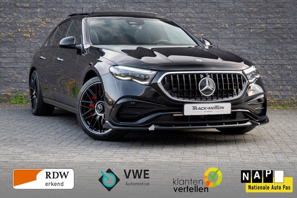 Mercedes-Benz E-klasse 300 e AMG Line Panoramadak Black & Bl, Auto's, Mercedes-Benz, Bedrijf, Te koop, E-Klasse, 360° camera, ABS