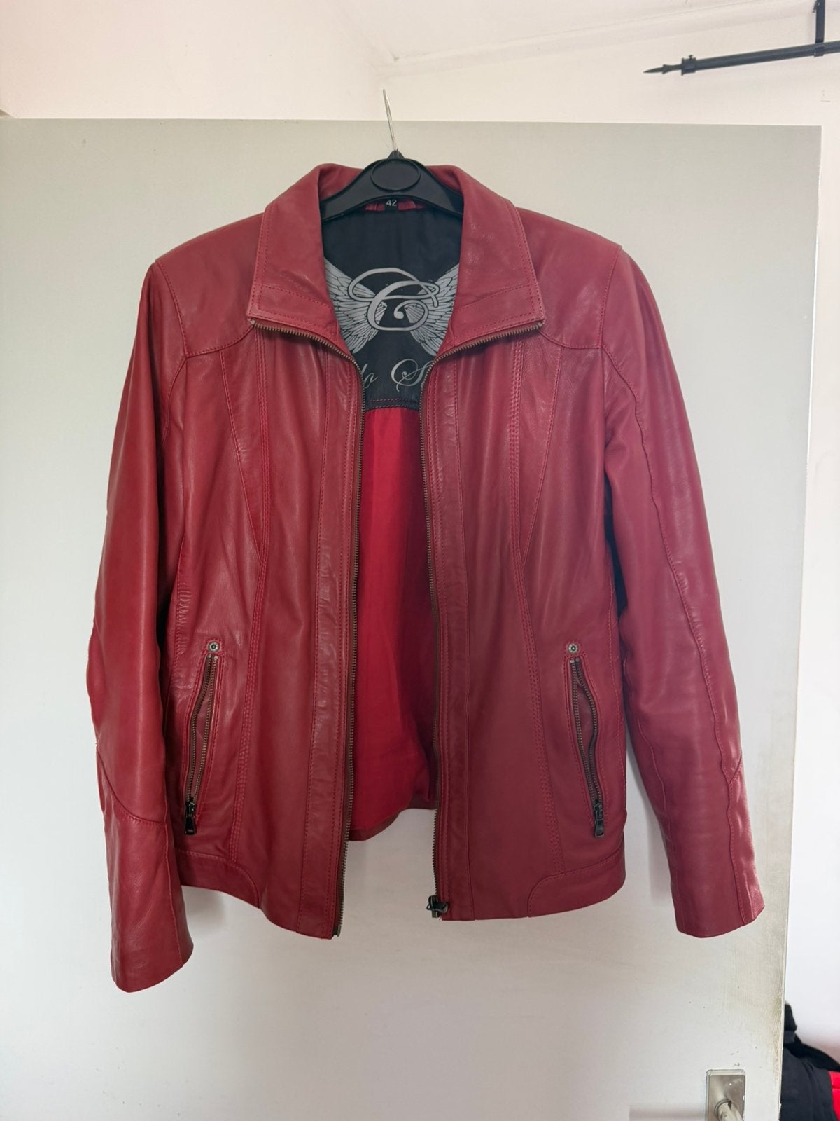 Dames leren jas Carlo Sacci, Ophalen of Verzenden, Gedragen, Maat 42/44 (L), Rood
