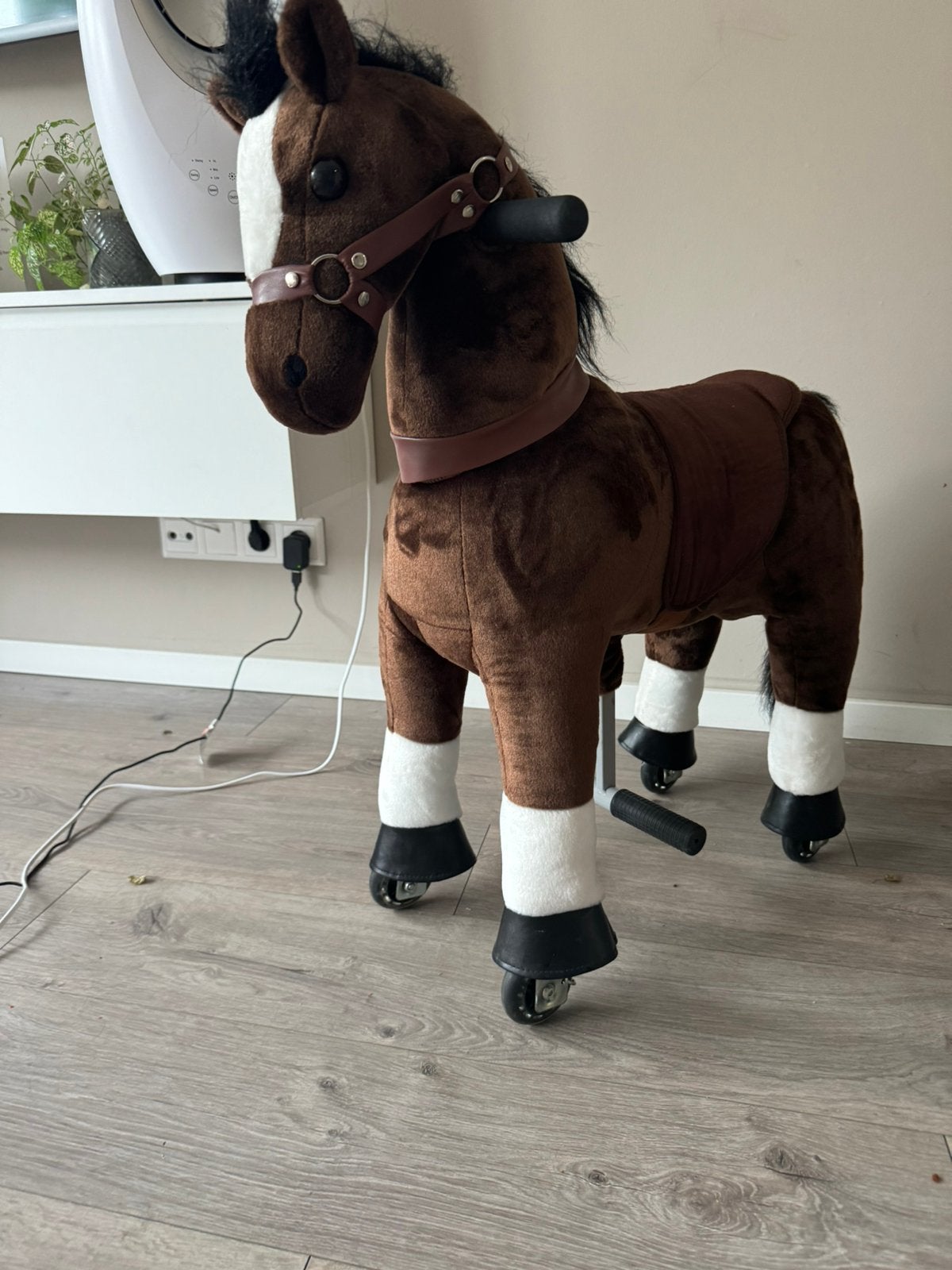 Me hanisch speelgoed paard, rijdend paard kind., Ophalen, Zo goed als nieuw