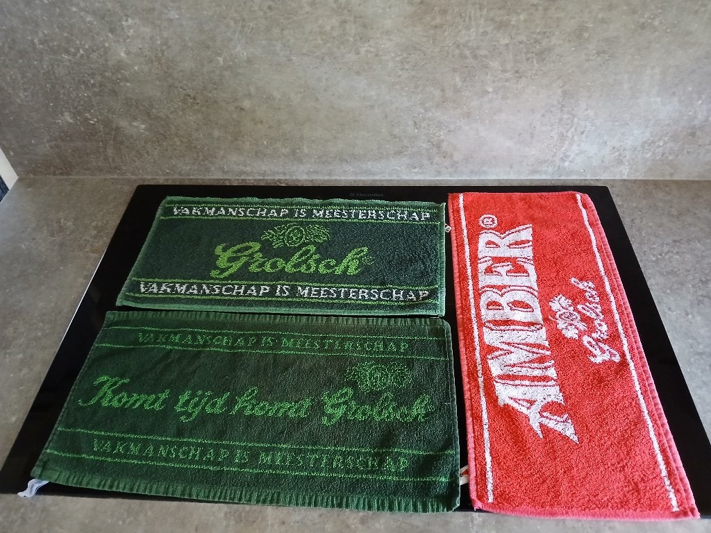 3 verschillende Grolsch bardoekjes., Verzamelen, Ophalen, Zo goed als nieuw, Overige typen, Grolsch