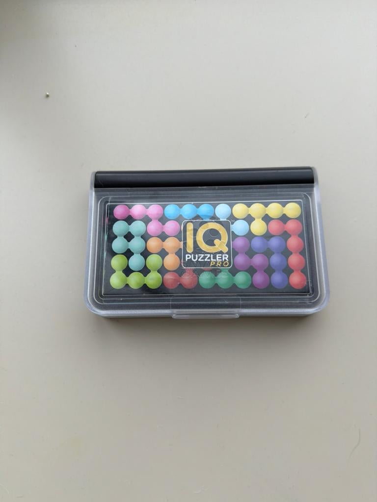 SmartGames IQ Puzzler Pro - Reisformaat Puzzelspel, Ophalen of Verzenden, Zo goed als nieuw, Rubik's of 3D-puzzel