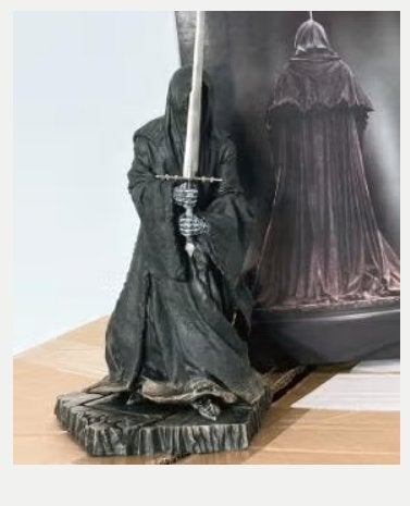 Lord of the Rings collectors beeld Ringwraith (30cm), Ophalen of Verzenden, Nieuw, Actiefiguurtje