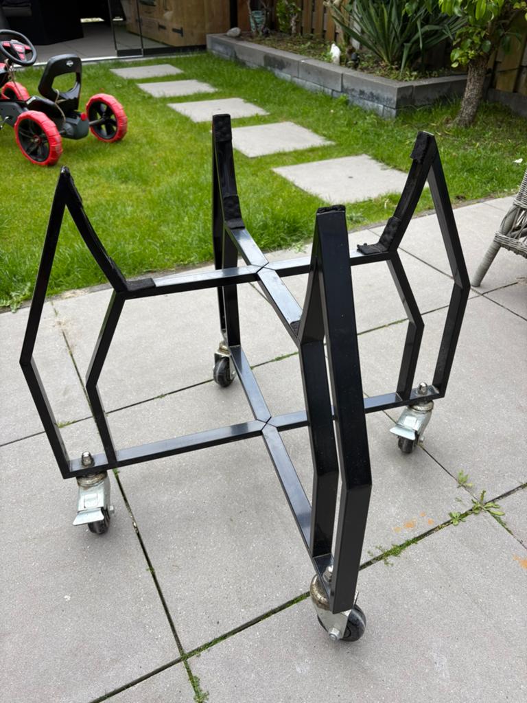 Bbq standaart Gril guru maat L, Ophalen of Verzenden, Zo goed als nieuw