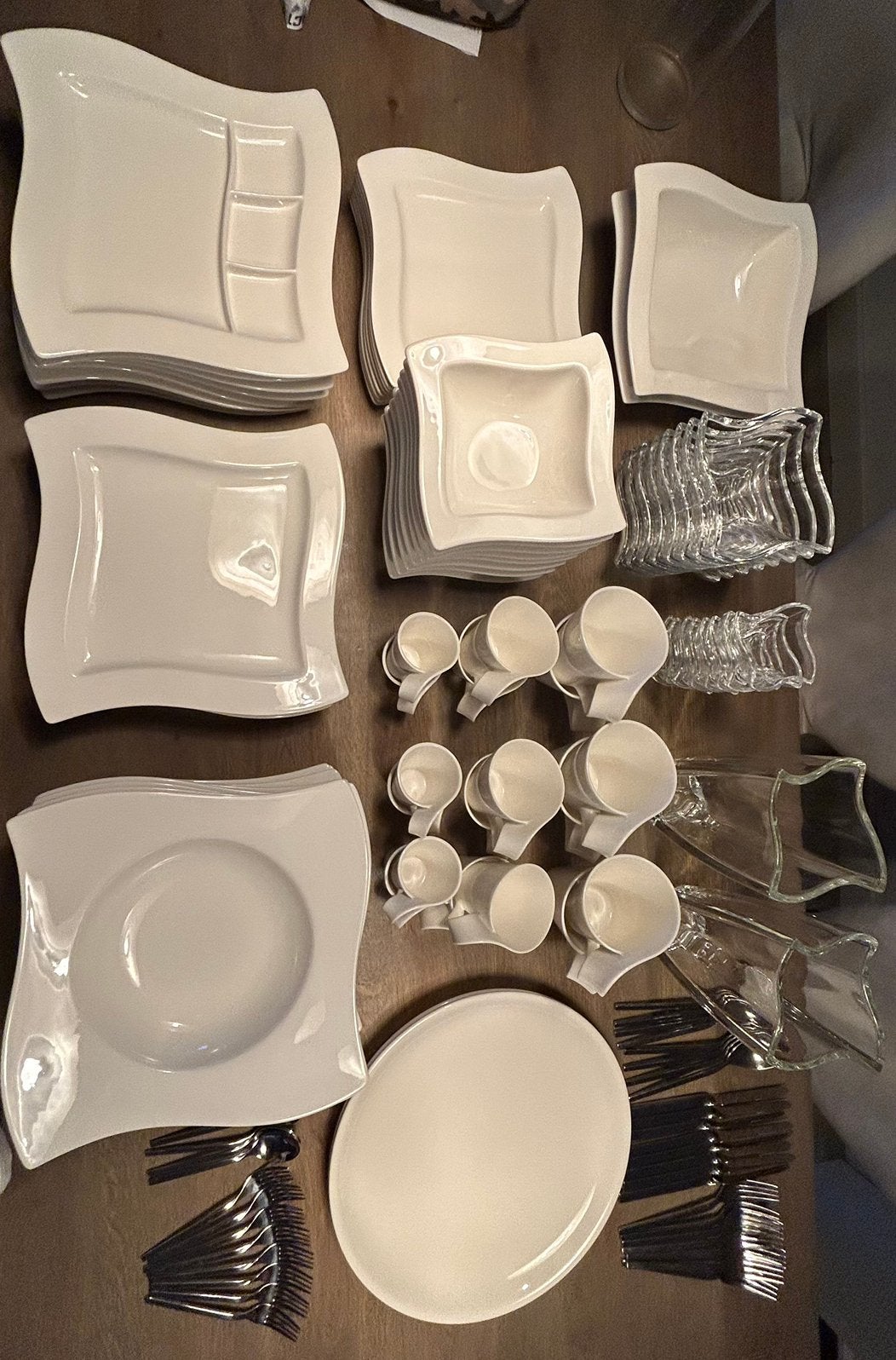 Villeroy & Boch New Wave servies + pizza-/serveerborden, Ophalen, Villeroy & Boch, Zo goed als nieuw, Modern