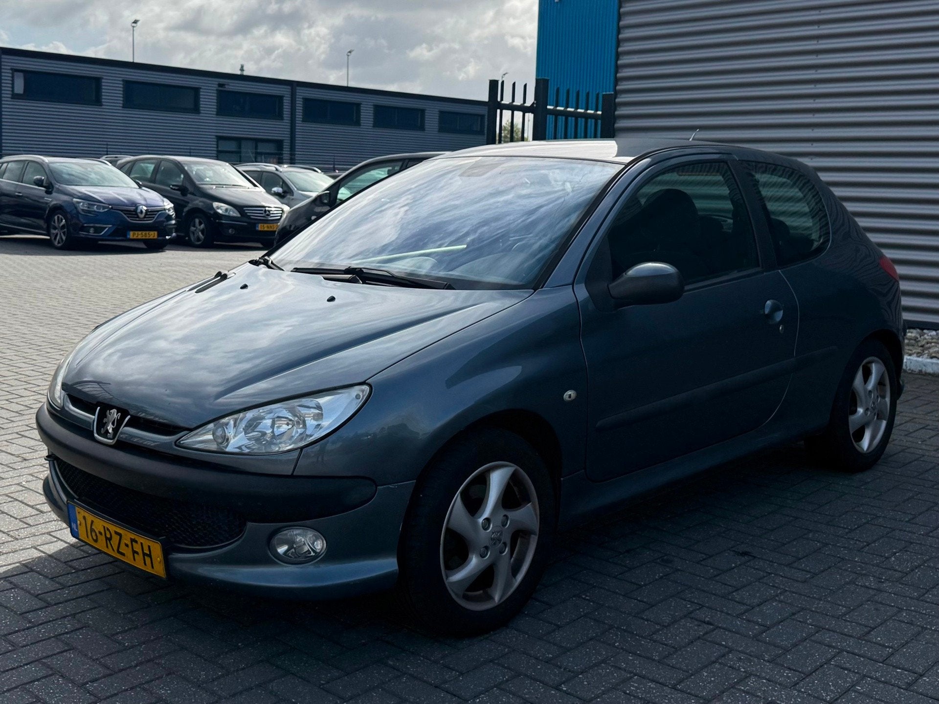Peugeot 206 1.6-16V Gentry, Auto's, 1025 kg, 4 cilinders, Bedrijf, Euro 3