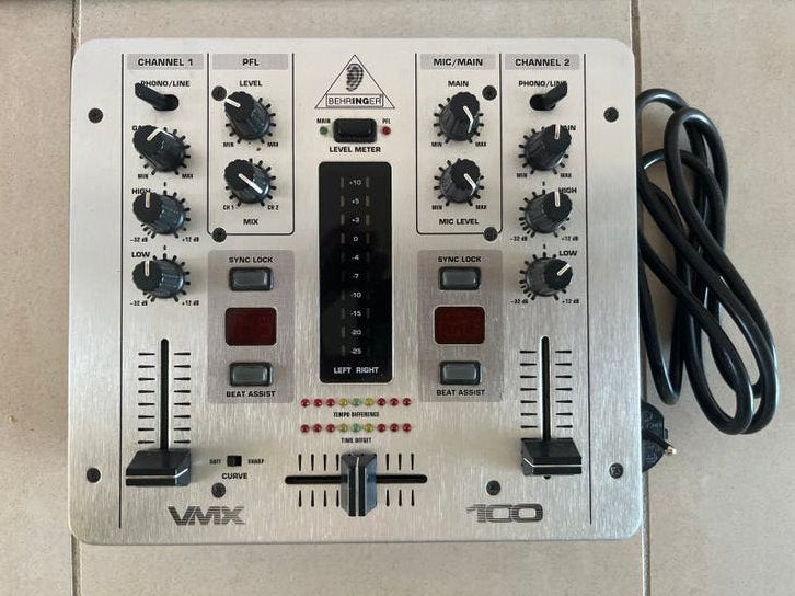 Behringer VMX100 DJ Mixer, Muziek en Instrumenten, Dj-sets en Draaitafels, Ophalen of Verzenden, Gebruikt, Dj-set, Behringer