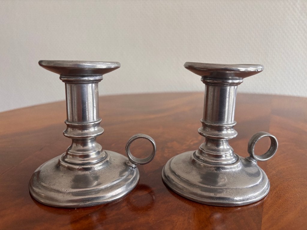 Antieke kandelaars van tin met oor. Sintra. Set., Ophalen of Verzenden, Koper of Brons