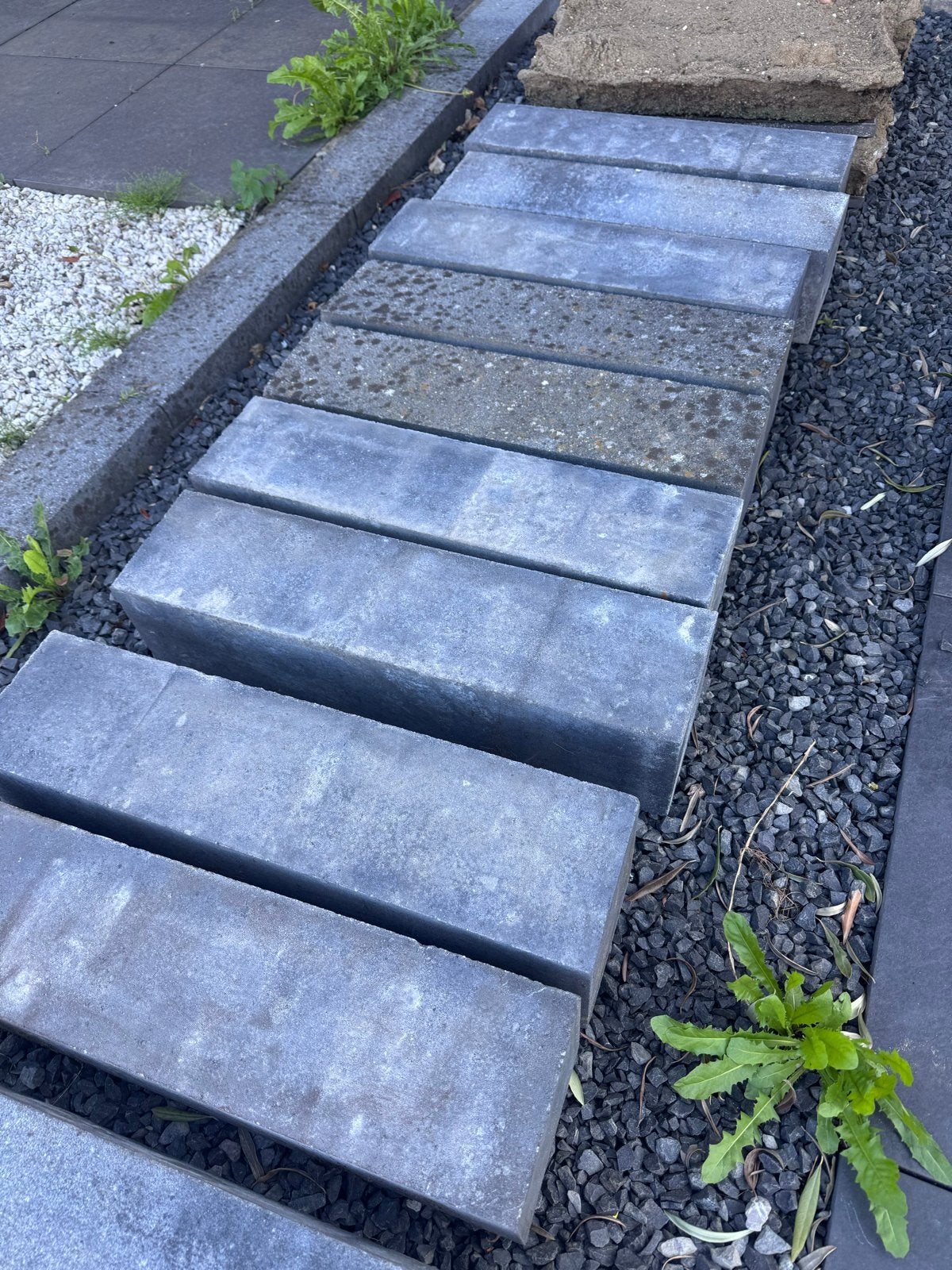 Stapelblokken basalt grijs 60x15 cm - 48 stuks, Tuin en Terras, Ophalen, Gebruikt, Overige typen, Basalt