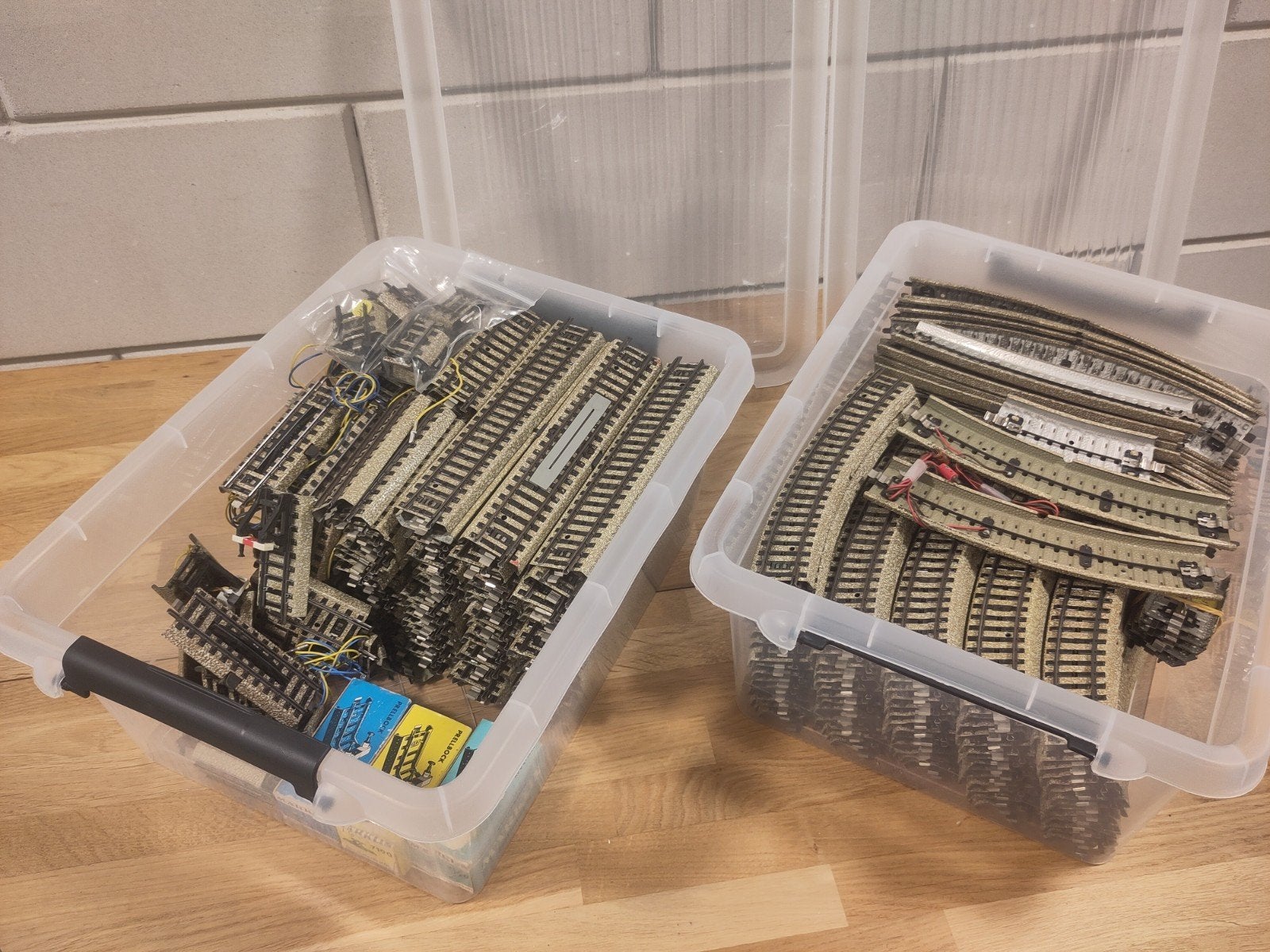 Grote set Märklin H0 M-rails 200+ stuks met ontkoppelrails, Wisselstroom, Gebruikt, Rails, Ophalen of Verzenden