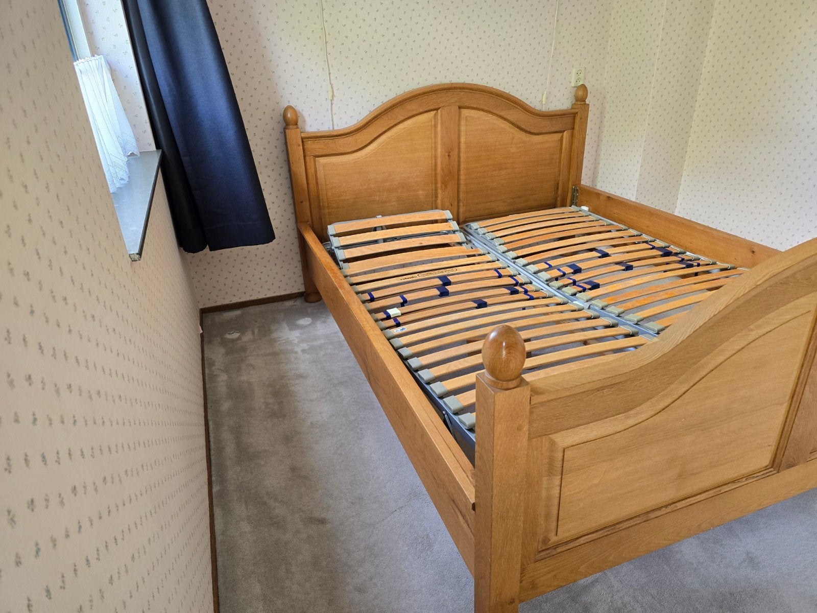 Massief eiken bed 160x200 cm excl lattenbodems, Huis en Inrichting, Slaapkamer | Bedden, Ophalen, Gebruikt, Bruin, Tweepersoons