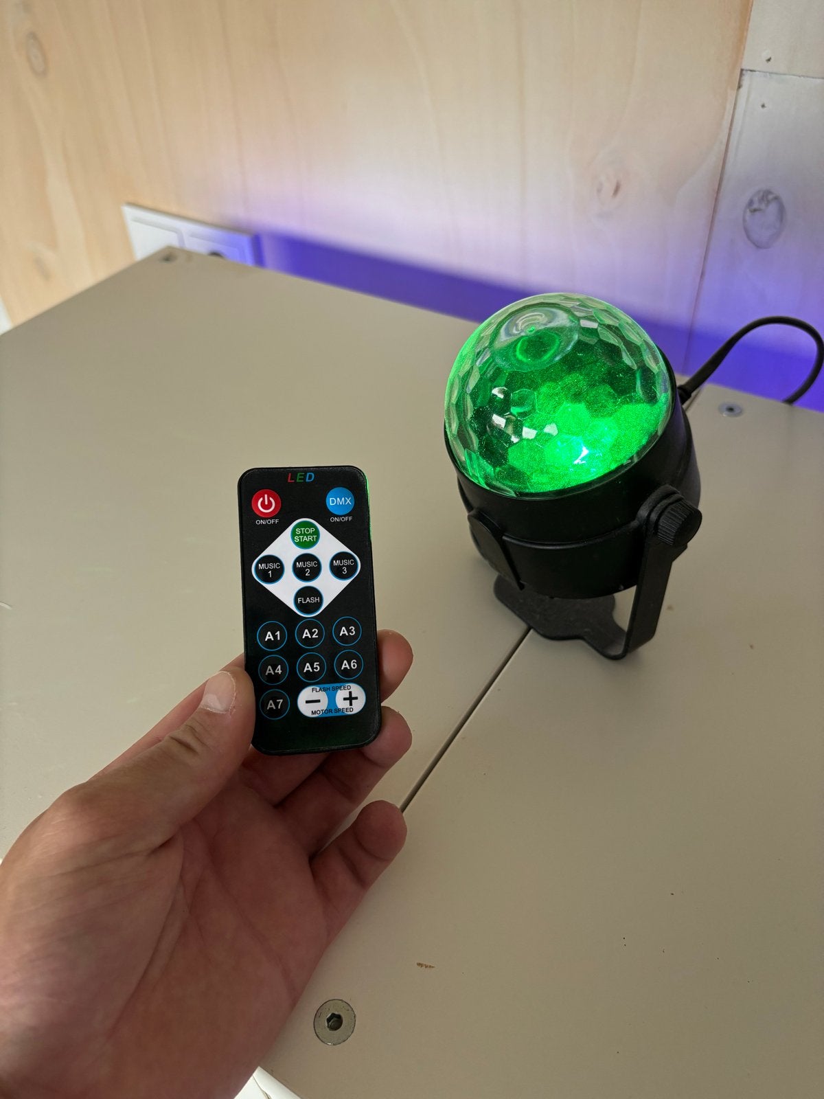 Disco lamp met afstandsbediening en microfoon, Ophalen of Verzenden, Zo goed als nieuw, Feest