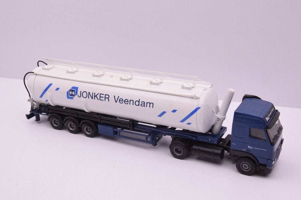 Volvo FH 12  '' Jonker Veendam ''  Lion Toys, Ophalen of Verzenden, Zo goed als nieuw, Bus of Vrachtwagen, Lion Toys