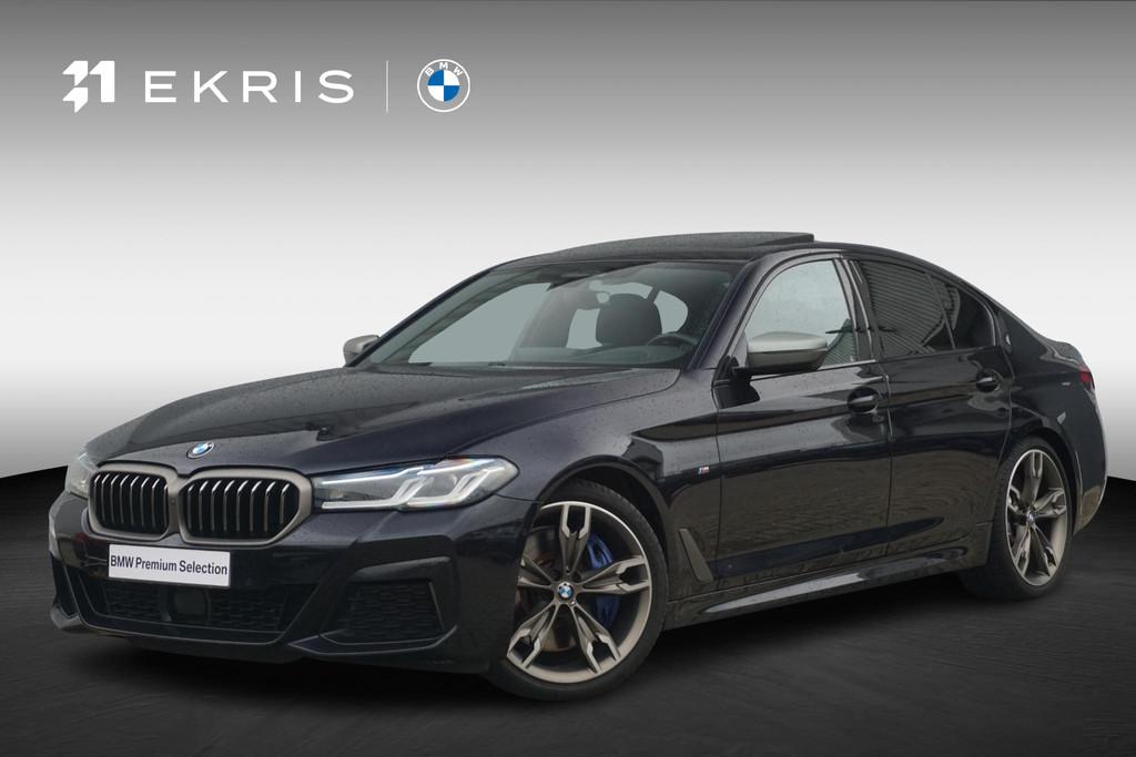 BMW 5 Serie Sedan M550i xDrive Schuif-/kanteldak / Laserligh, Stof, Gebruikt, 4395 cc, Skiluik