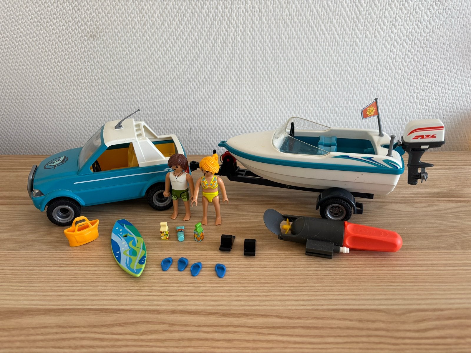 Playmobil auto met boot, Kinderen en Baby's, Speelgoed | Playmobil, Ophalen of Verzenden, Zo goed als nieuw