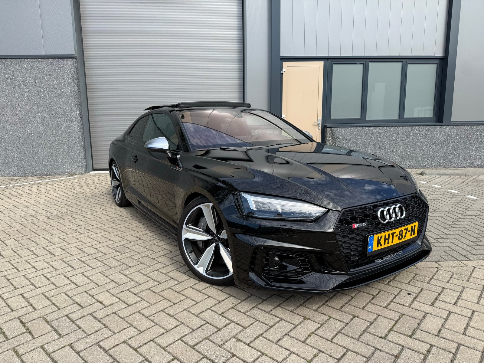 Audi A5 RS5 2.9 Tfsi 450pk Quattro Tiptronic 2018 Zwart, Auto's, Automaat, Zwart, Parkeerassistent, 4 stoelen