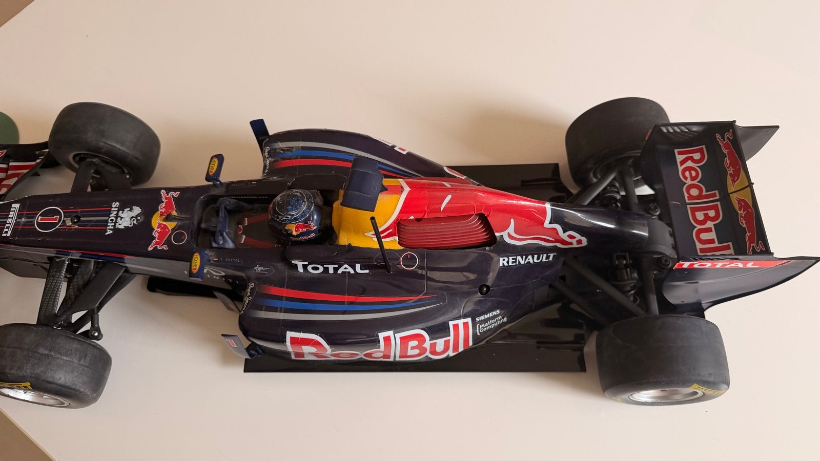DeAgostini Red Bull RB7 F1 Model 1:7 Z.G.A.N., Overige merken, Auto, Groter dan 1:32, Ophalen of Verzenden