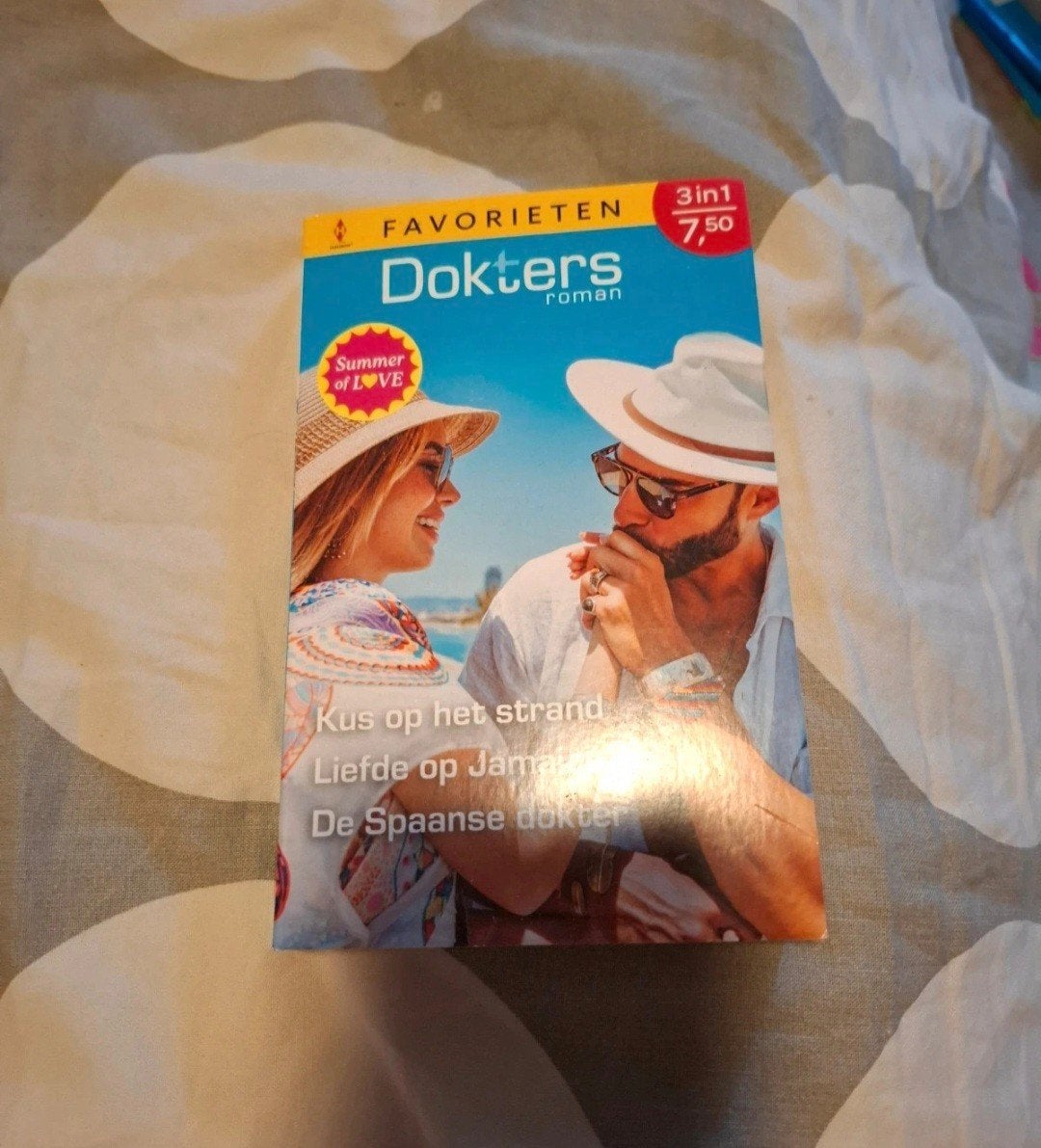 Favorieten Doktersroman 3-in-1, Boeken, Ophalen of Verzenden, Zo goed als nieuw, Lilian Darcy, Dianne Drake, Margaret Barker, Nederland