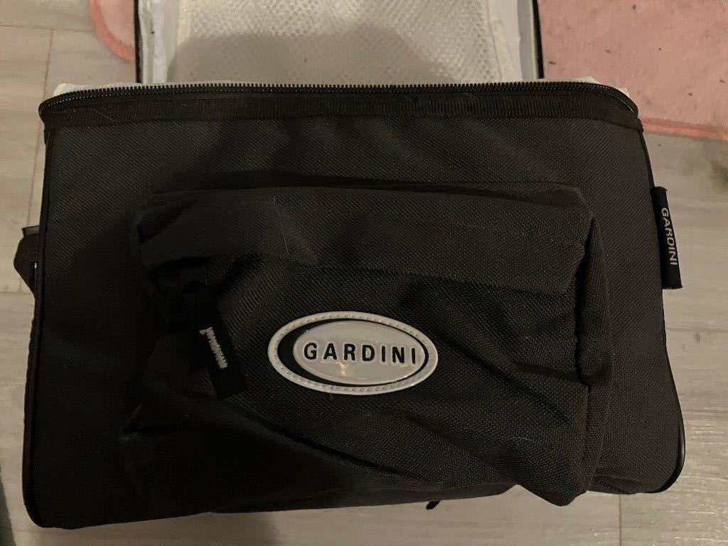 Fietstasje, licht, pompje, slot en zadeldekje, Ophalen of Verzenden, Gebruikt, Gardini