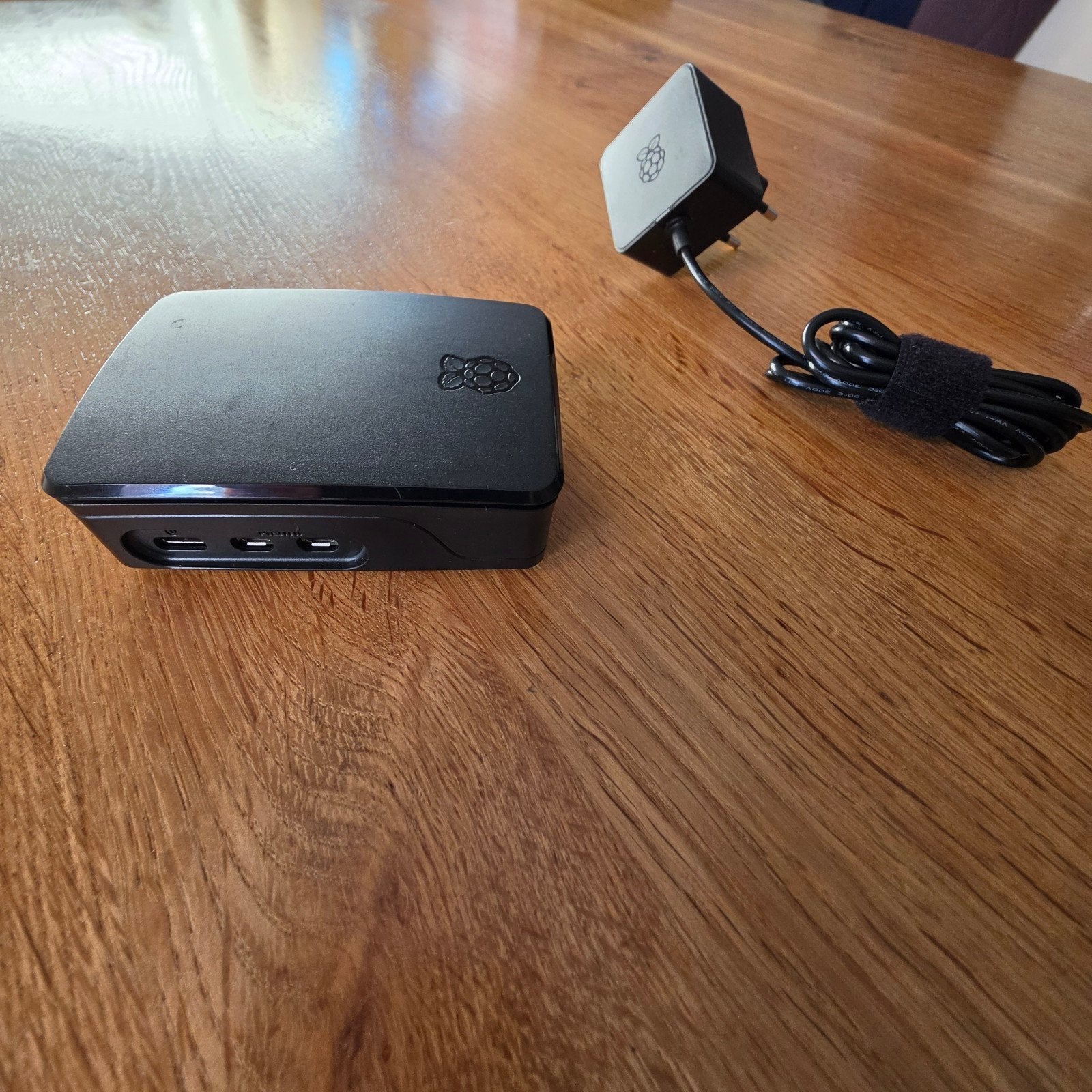Raspberry Pi 4B 8GB met fan-behuizing, ventilator, adapter, Ophalen of Verzenden, Overige merken, Zo goed als nieuw