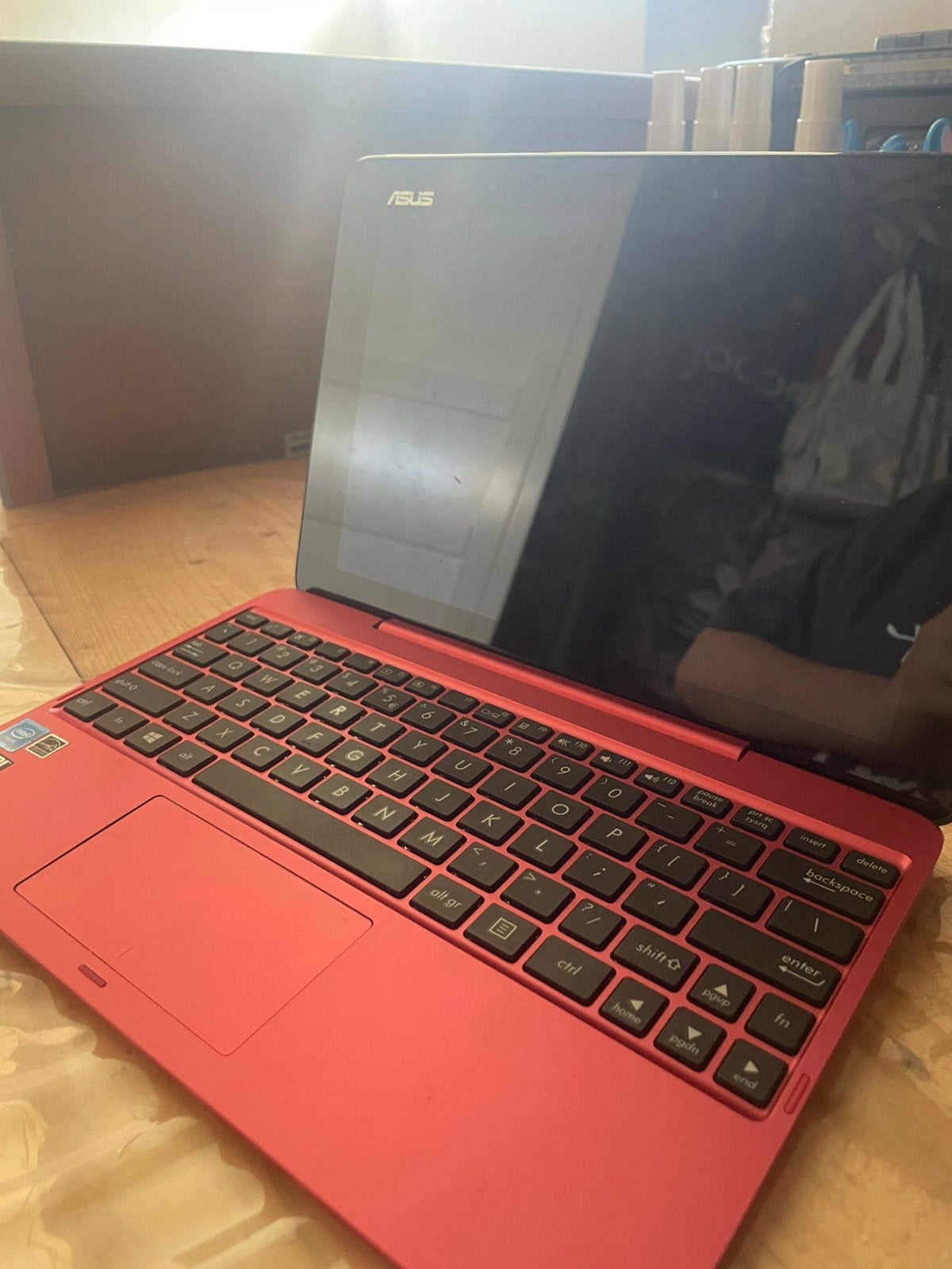 Mini Laptop/ Tablet (beetje Defect), Computers en Software, Android Tablets, Ophalen of Verzenden, Gebruikt, Asus