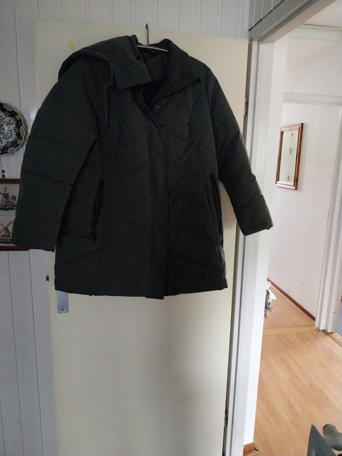 Groene gewatteerde jas met capuchon, Kleding | Dames, Ophalen, Maat 46/48 (XL) of groter, Zo goed als nieuw, Welkoop