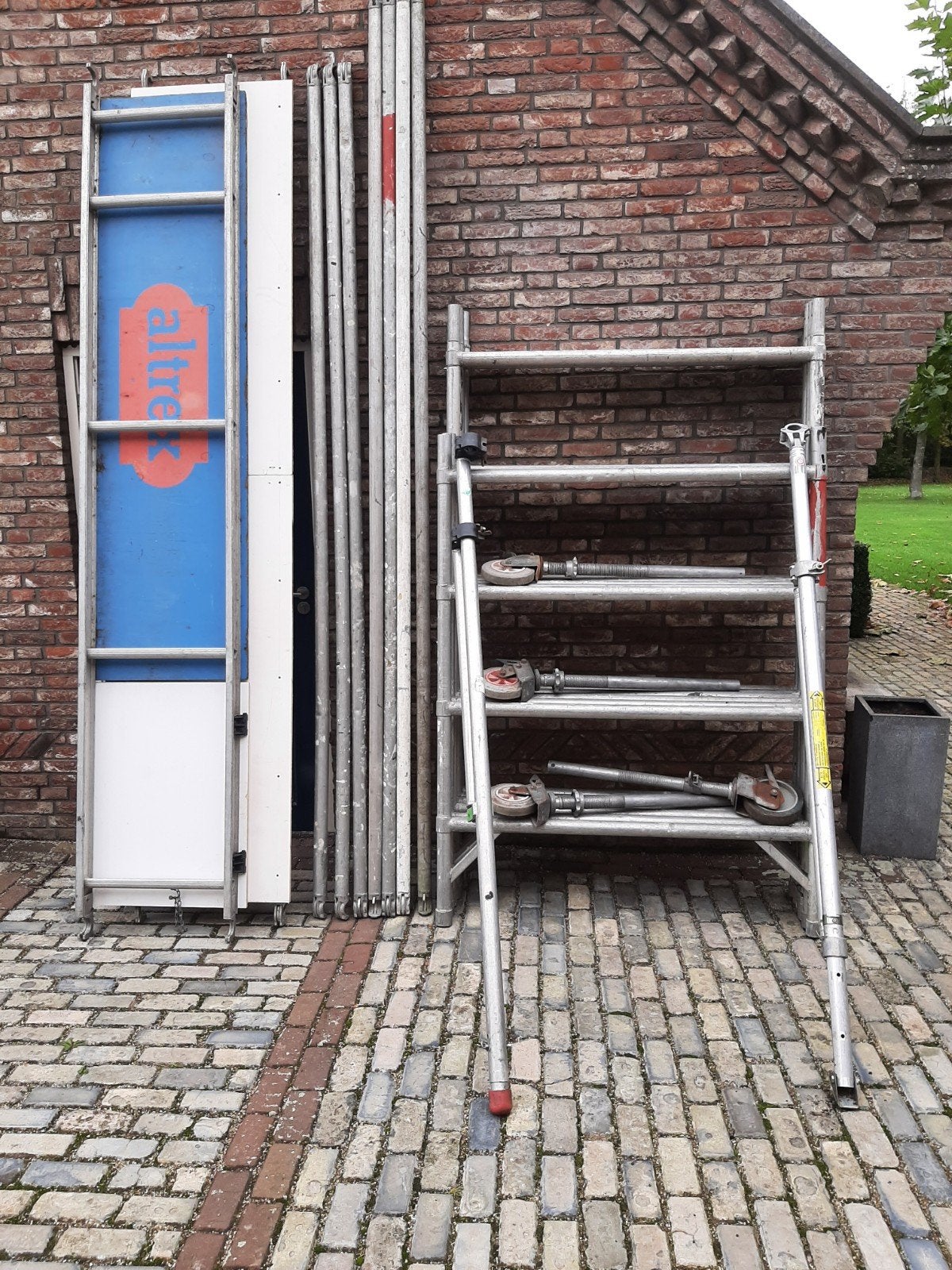 altrex klus rolsteiger  Werkhoogte 7 mtr, Doe-het-zelf en Verbouw, Ophalen, Rolsteiger of Kamersteiger, 5 meter of hoger