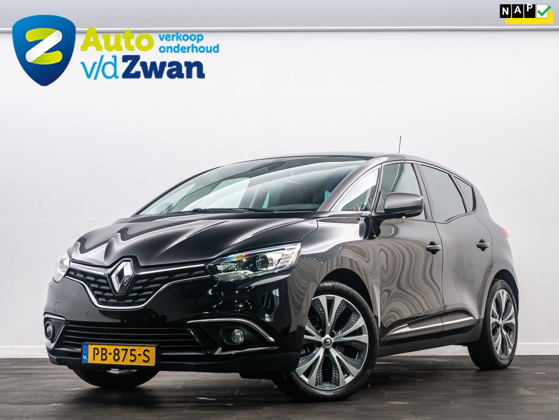 Renault Scénic 1.2 TCe Intens Camera/Half-leder/Trekhaak, Auto's, Renault, Gebruikt, 4 cilinders, 1850 kg, Zwart