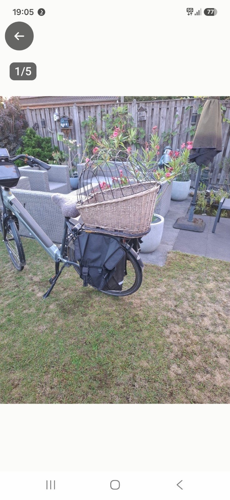 Hondenfietsmand met kussen en beschermkooi, Ophalen, Gebruikt