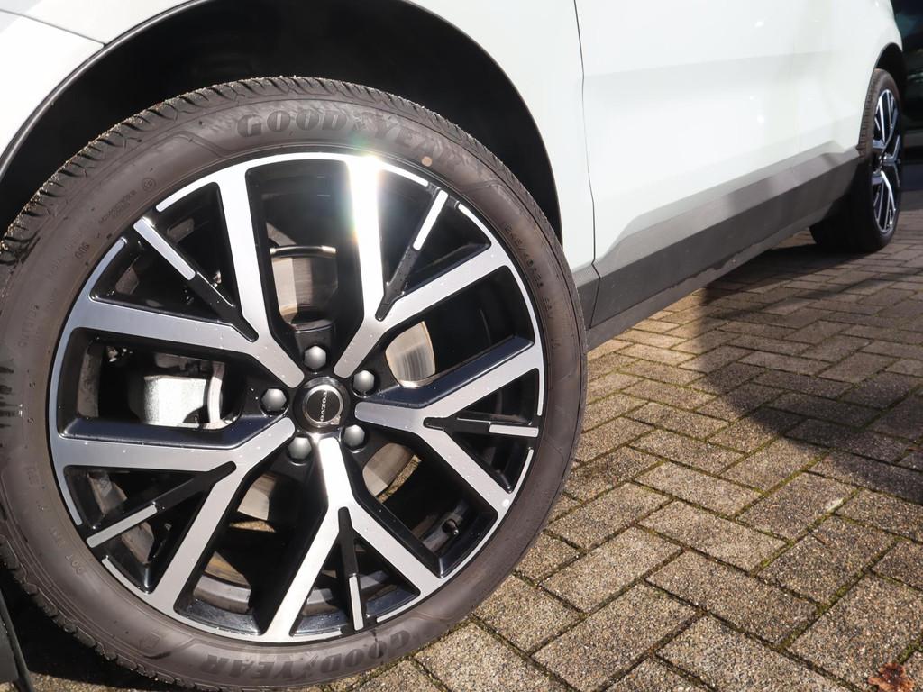 Volvo EX30 Single Motor Extended Range Plus 69 kWh | 20" vel, 476 km, EX30, Adaptive Cruise Control, Origineel Nederlands