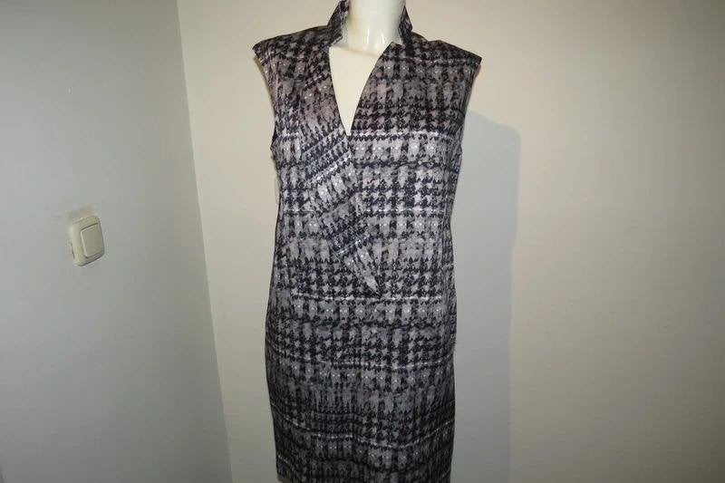 Christian Wijnants prachtige jurk in print apart kraagje 42, Kleding | Dames, Maat 42/44 (L), Christian Wijnants, Zo goed als nieuw