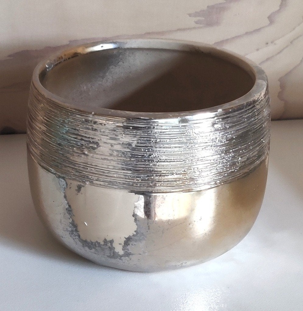 Aparte aardewerk bloempot Retro Nieuw goud en creme kleurig, Rond, Nieuw, Ophalen of Verzenden, Aardewerk