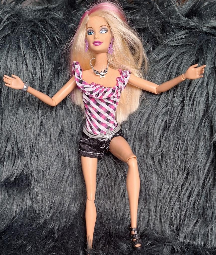eldzame Barbie Fashionistas SASSY (2010) - VOLLEDIG, 33 - 40 uur, Overige niveaus, Overige vormen
