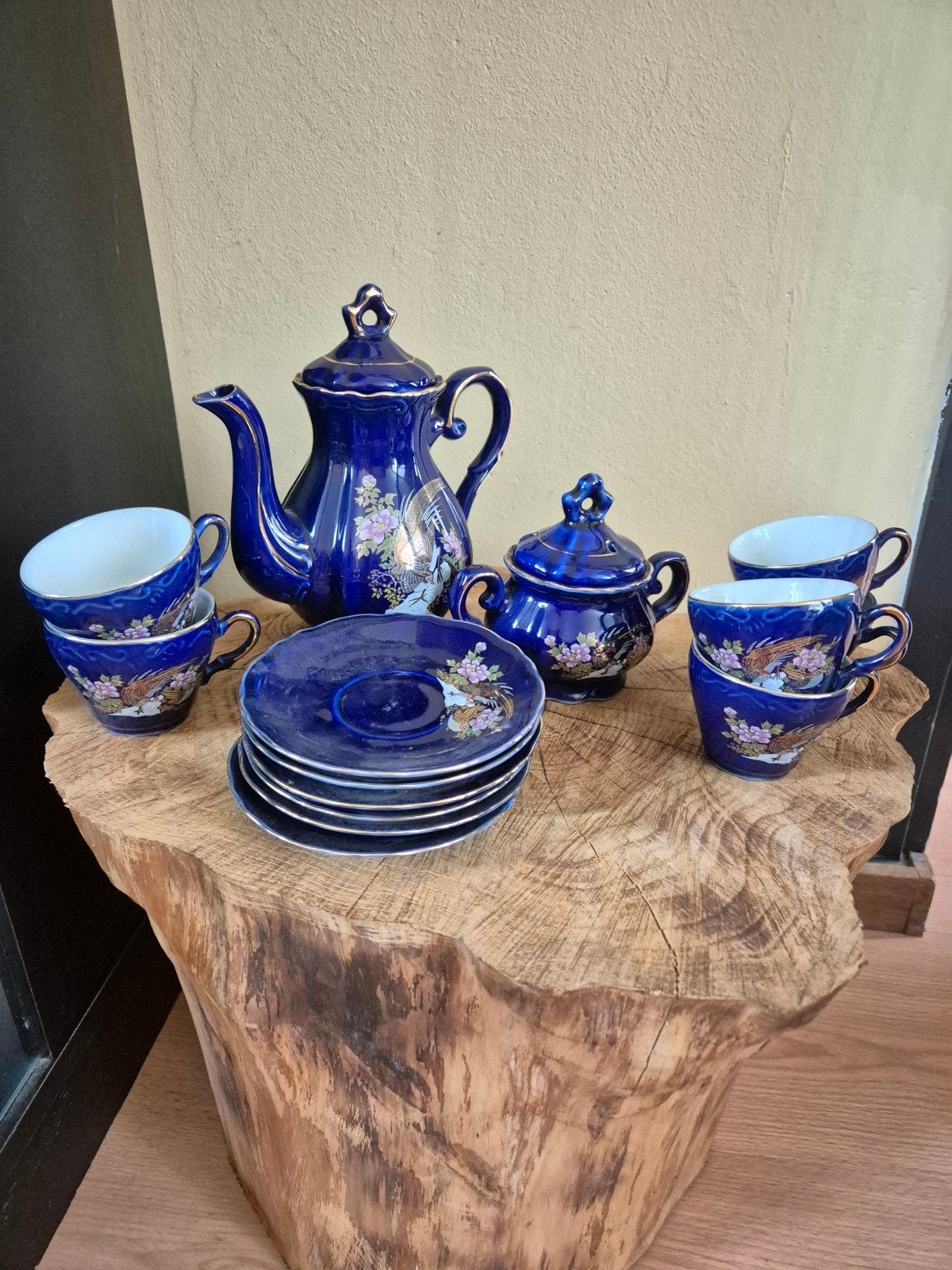 VINTAGE  theeservies - Kobaltblauw met bloemen, Ophalen
