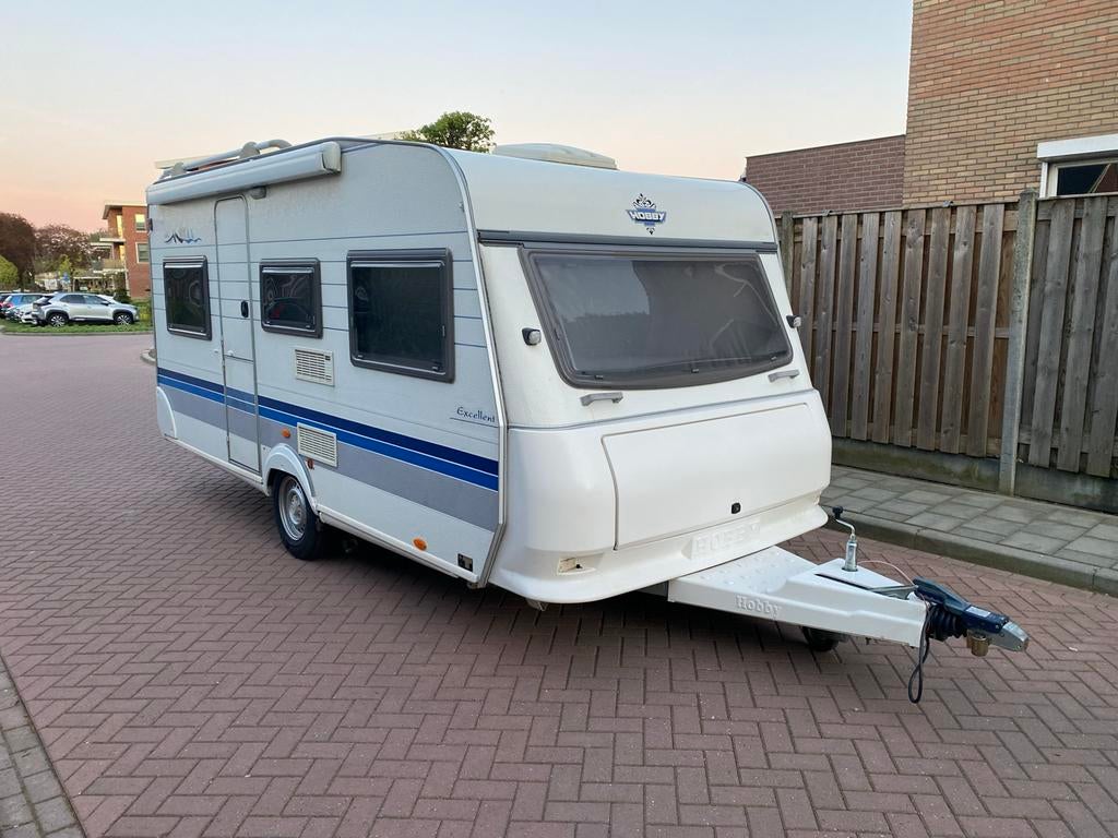 Hobby 450 UB Excellent Easy - netjes en compleet, Vast bed, Rondzit, Hobby, Ringverwarming