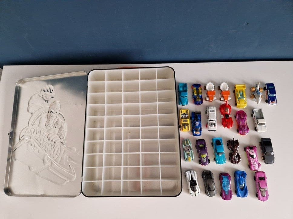 Hot Wheels Mega Set: Baan, Auto's en Opbergkoffer, Kinderen en Baby's, Ophalen, Gebruikt