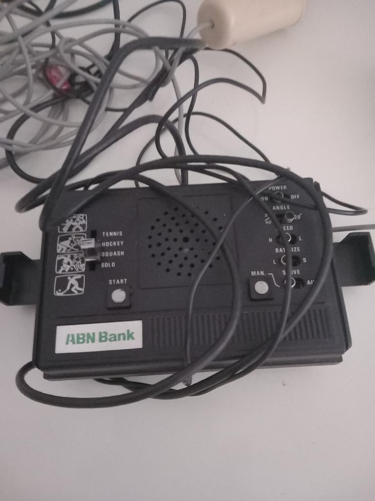 Vintage ABN Bank Pong Console met controllers, Spelcomputers en Games, Spelcomputers | Overige, Ophalen of Verzenden