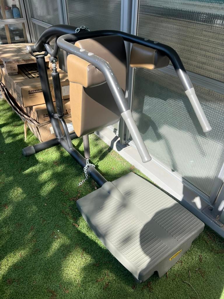 Squat- plus Tricepsmachine, Ophalen, Gebruikt, Benen, Krachtstation