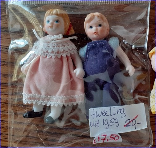 oude porselein popjes ....   prijs staat erop!!, Verzamelen, Poppenhuizen en Toebehoren, Ophalen of Verzenden, Zo goed als nieuw