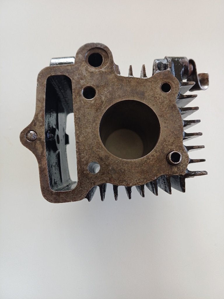 Honda 4takt cilinder 49cc Hm-C2 origineel Gebruikt, Ophalen of Verzenden, Gebruikt, Cilinder, Overige merken