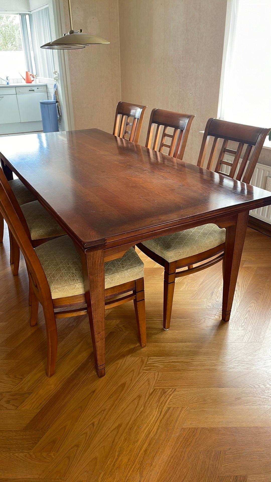 Uit schuif eet tafel met 6 stoelen, Ophalen of Verzenden, Gebruikt, 6 tot 8 stoelen