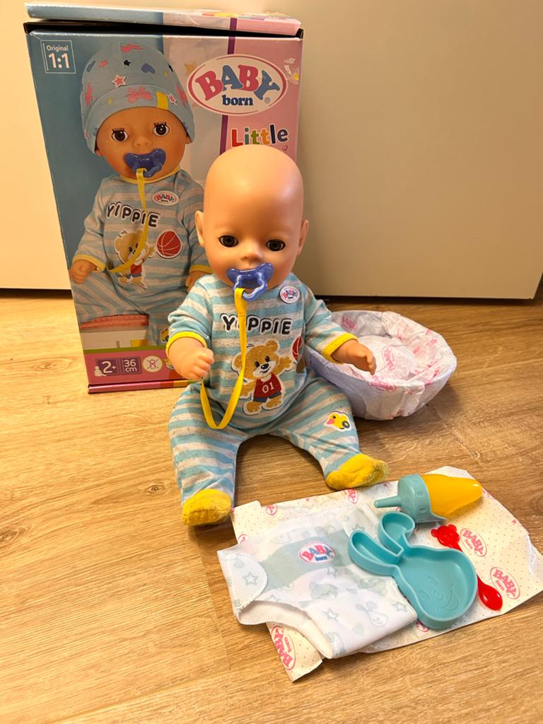 Baby Born Little Baby Boy, Ophalen of Verzenden, Zo goed als nieuw, Babypop