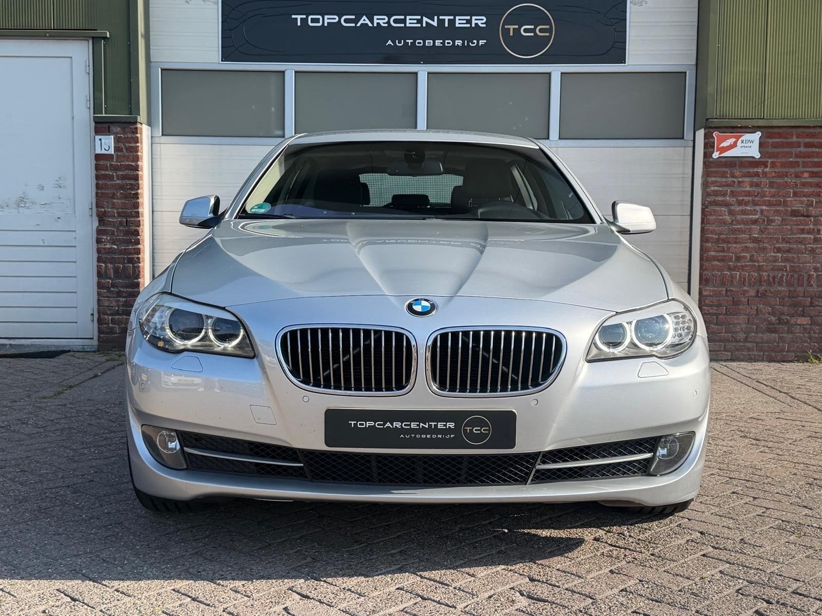 BMW 5-serie Touring 523i High Executive/LEER/STOELV/APK/NAP, Euro 5, Achterwielaandrijving, Gebruikt, 2000 kg