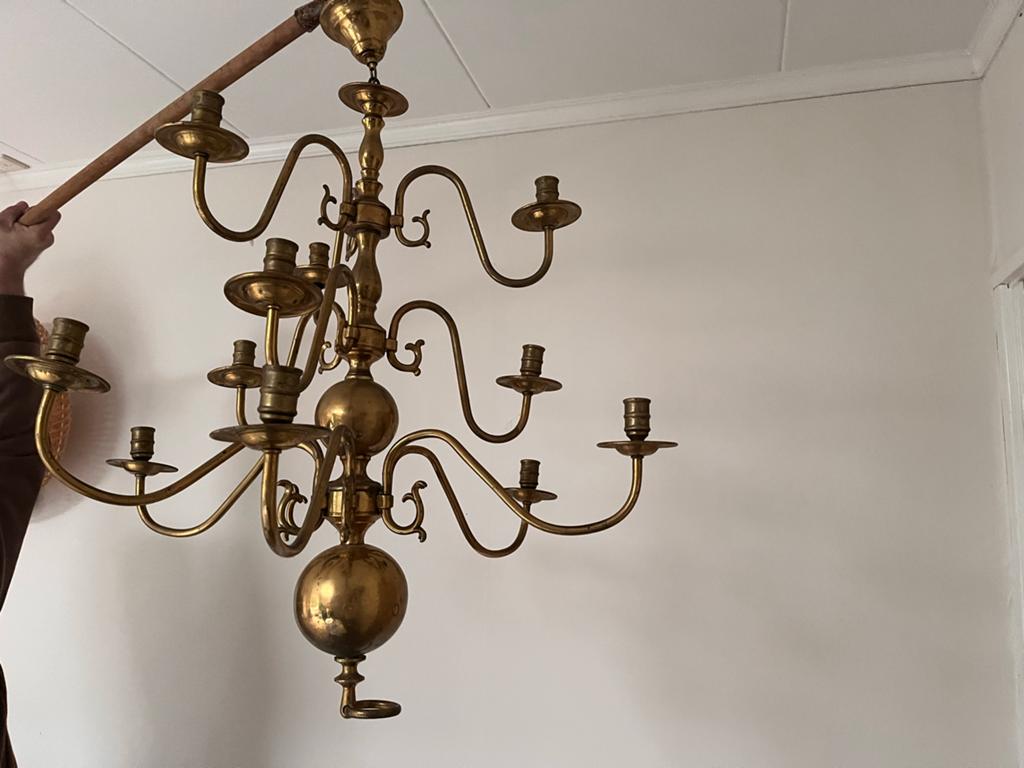 Grote Antieke Messing Kroonluchter met 12 Armen, Antiek en Kunst, Ophalen
